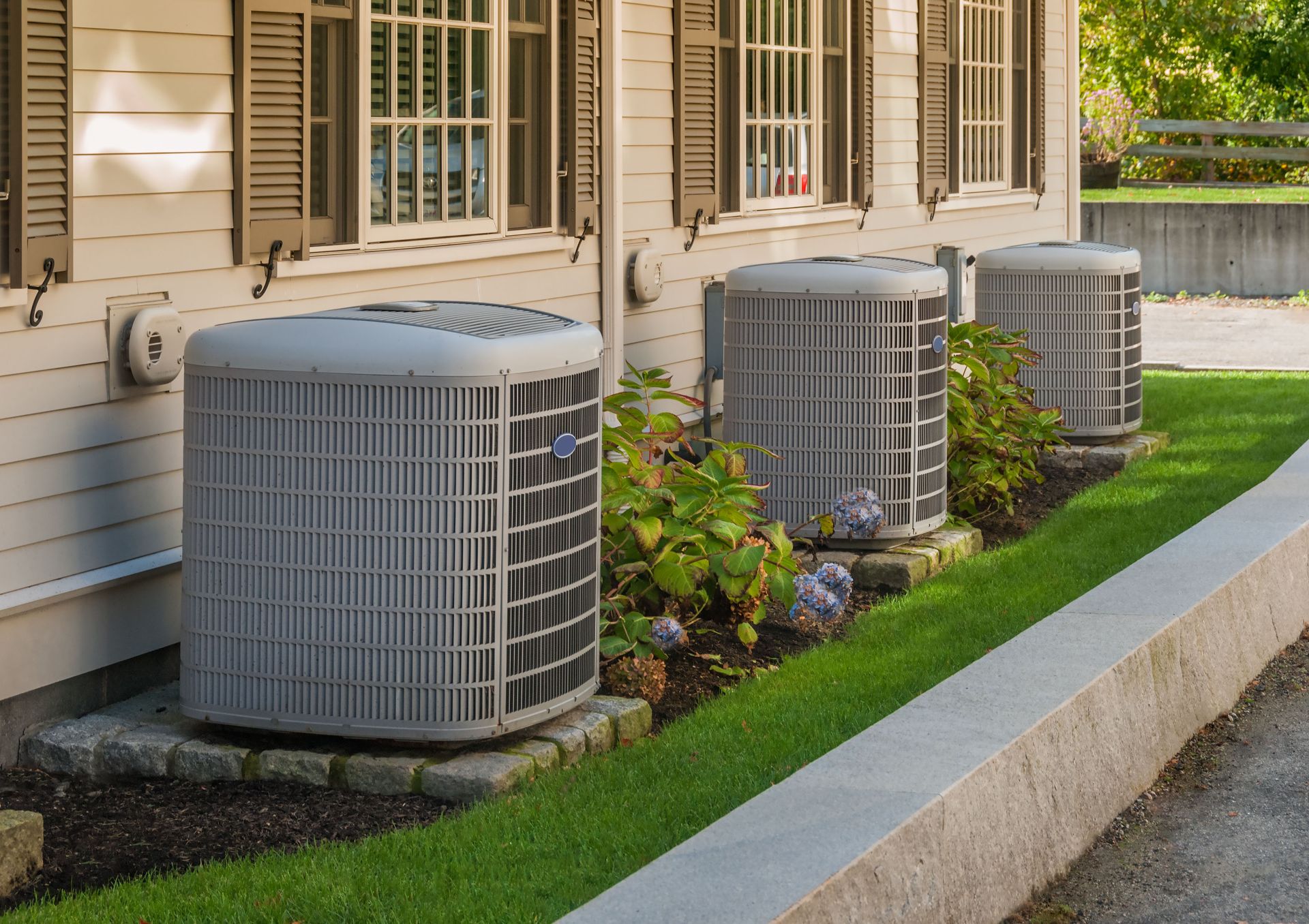 What to Expect During Professional AC Repairs